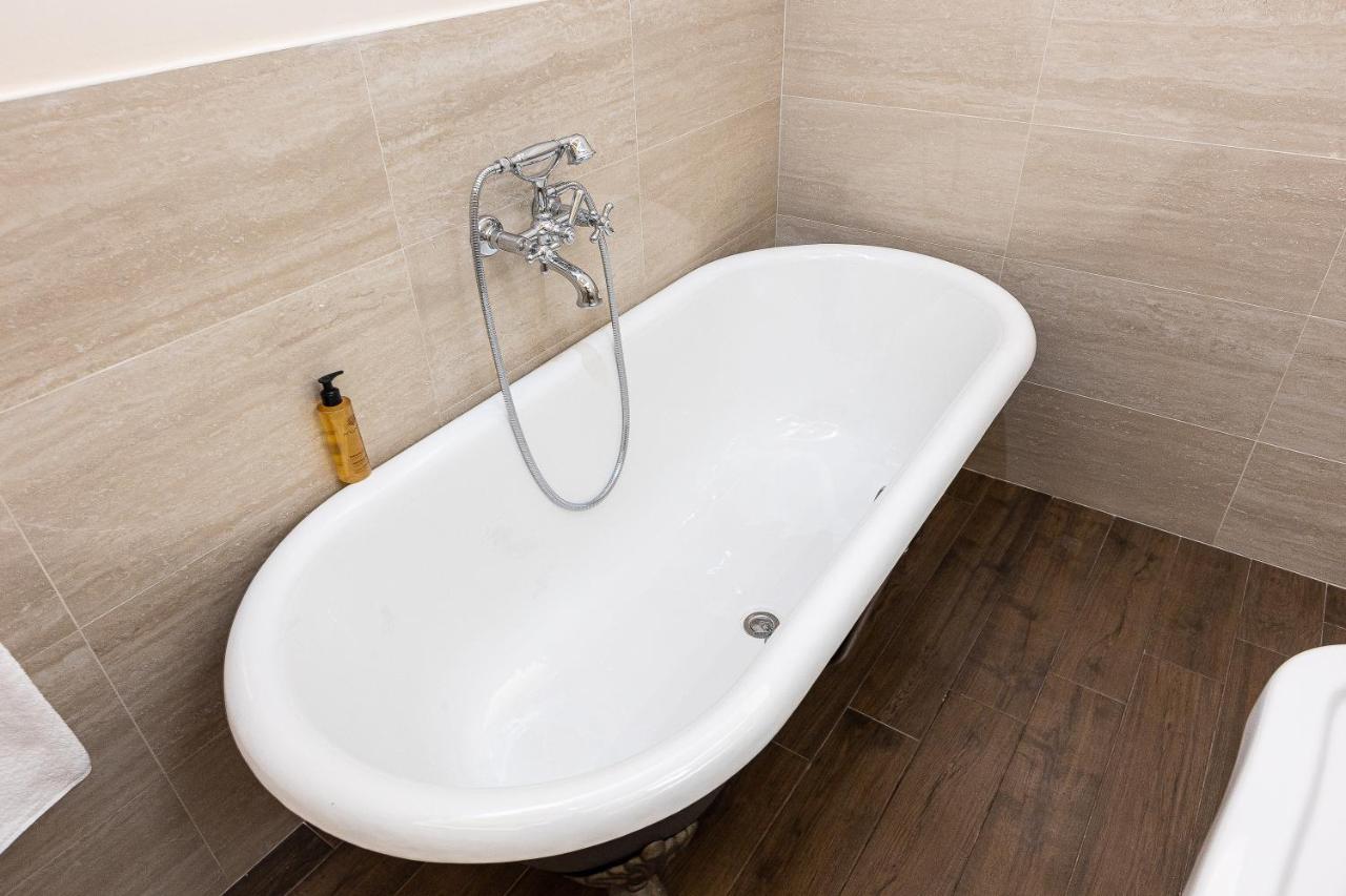 Spa Apartment Via Barberini Róma Kültér fotó