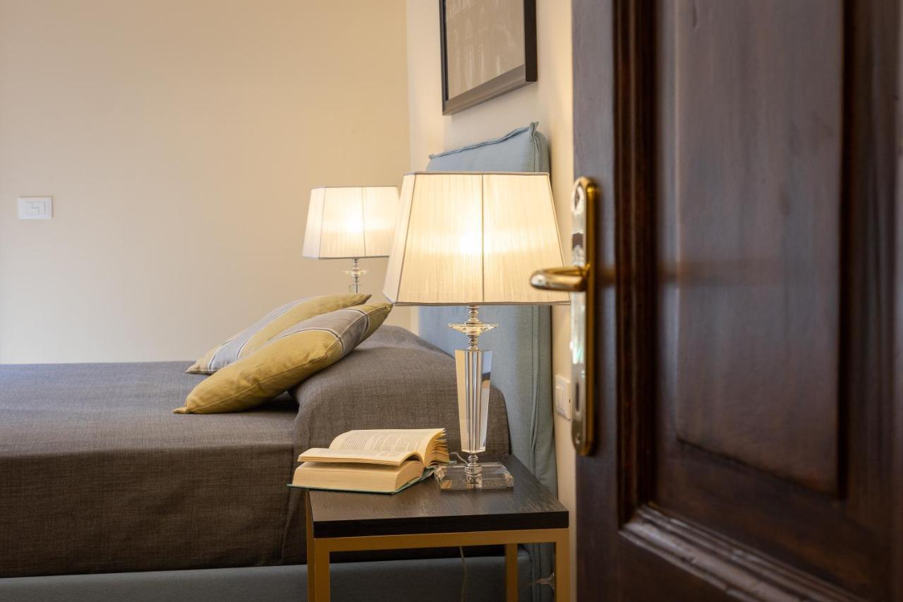 Spa Apartment Via Barberini Róma Kültér fotó